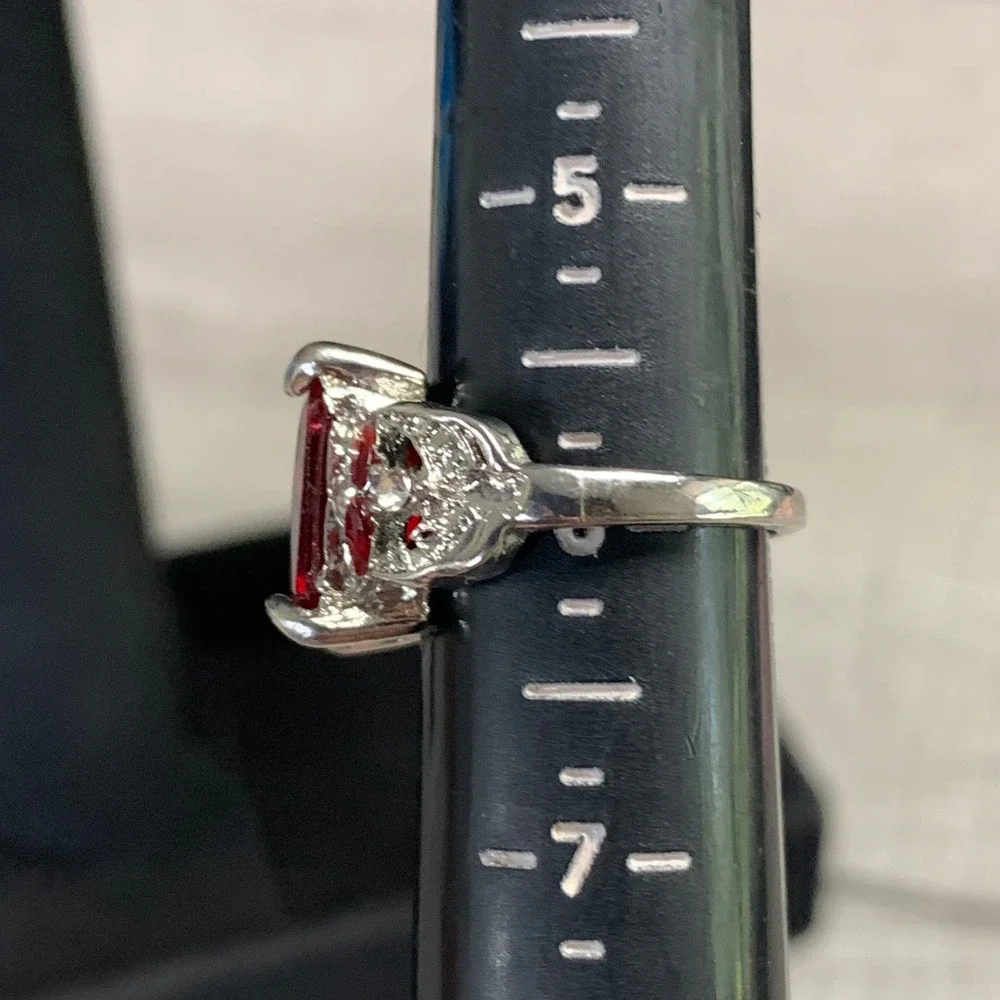 Red Emerald Cut Crystal Cocktail Ring Silver Tone Size 6 Marquise Accents 4663